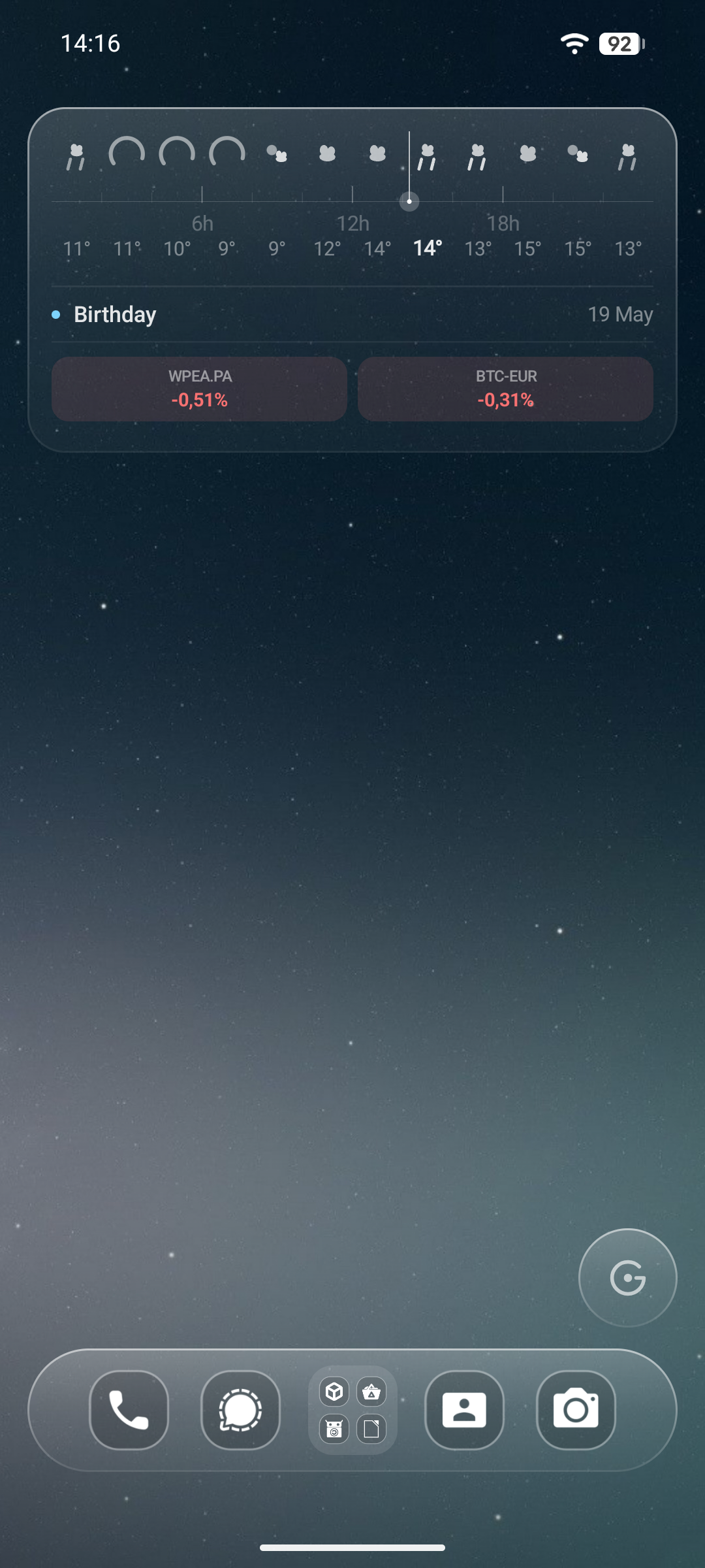 Glide Launcher home screen with the summary widget